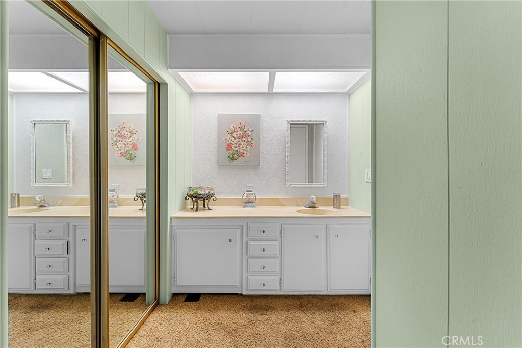 975 California Street, Unit 49 Calimesa, CA 92320 - Photo 18 of 31 a view of cabinets and a window