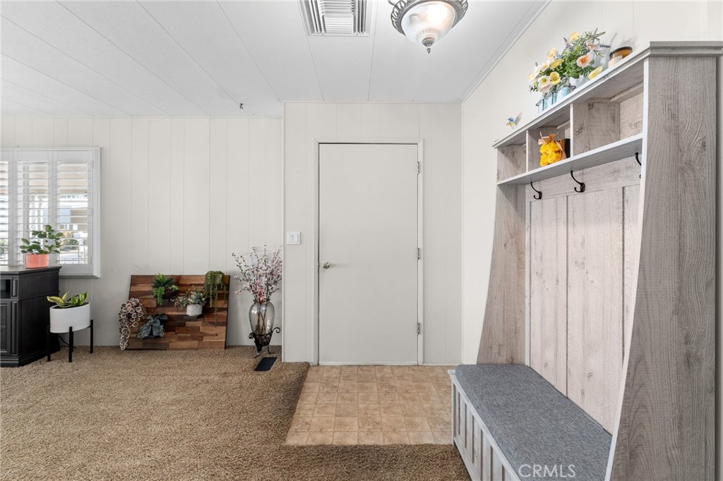 975 California Street, Unit 49 Calimesa, CA 92320 - Photo 4 of 31 a view of livingroom with furniture