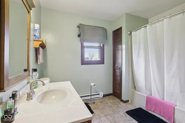 $235,000 | 1466 East Vandalia Road, Flat Rock, IN 47234