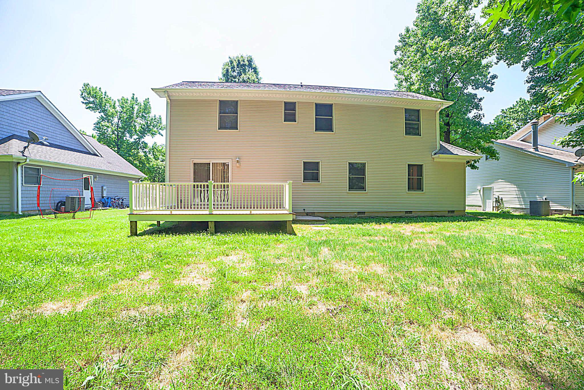 Exterior (Rear)