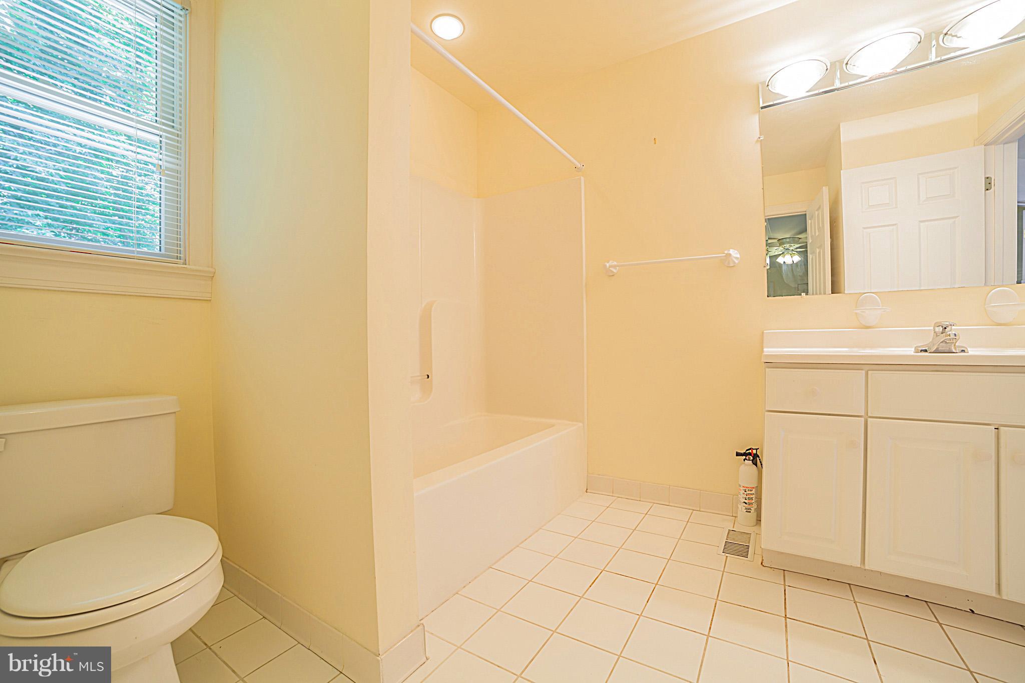 317 Ackerman Road Stevensville, MD 21666 - Photo 22 of 29 Interior (General)