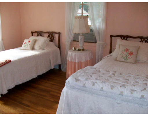 6 Bryant Road Framingham, MA 01701 - Photo 11 of 24 Gallery Image 11