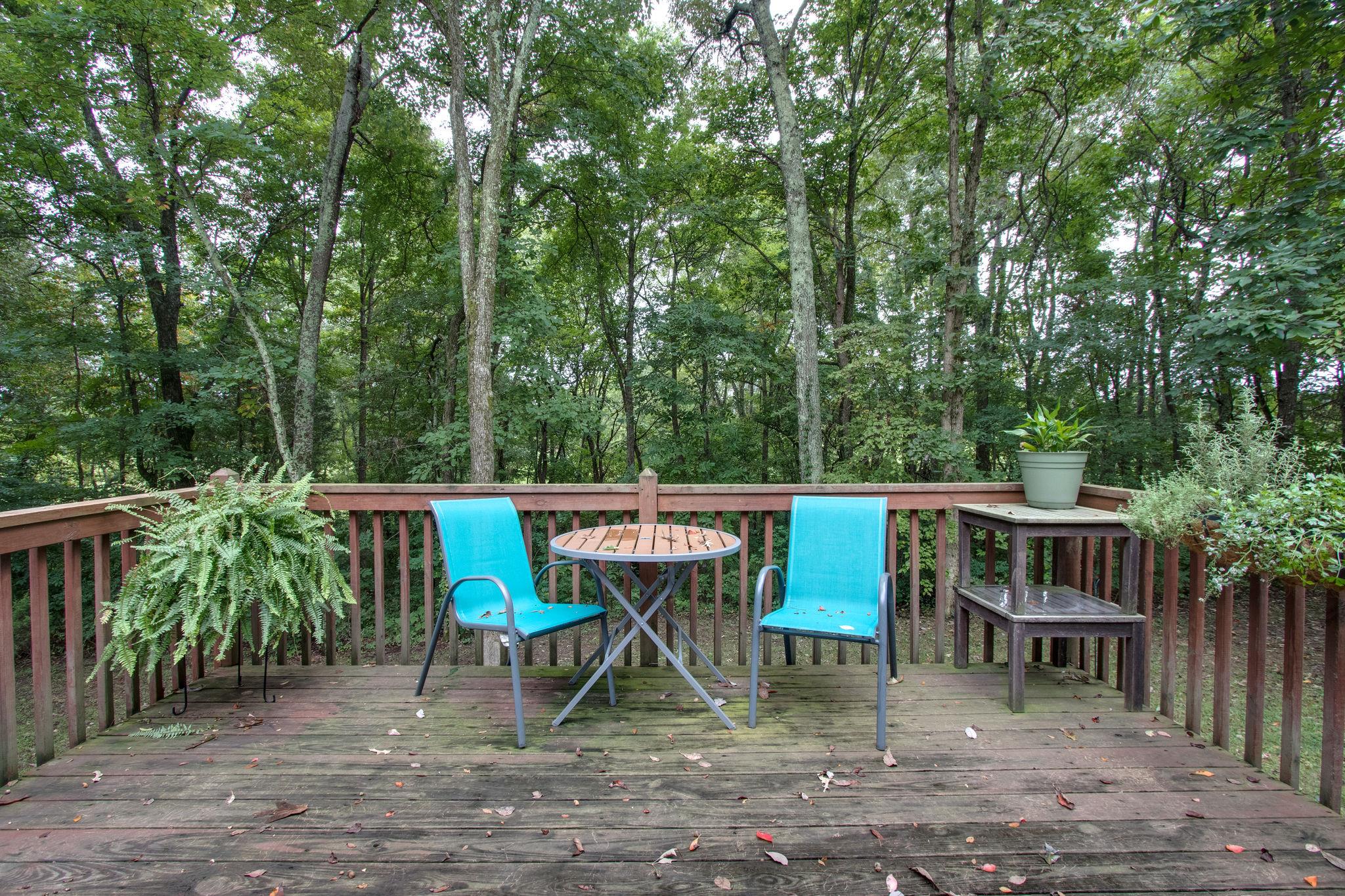 2010 Belotes Ferry Road Lebanon, TN 37087 - Photo 22 of 27 an outdoor space with seating