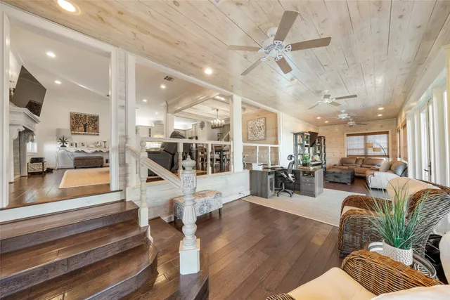 $950,000 | 161 Paradise Trail, Coldspring, TX 77331