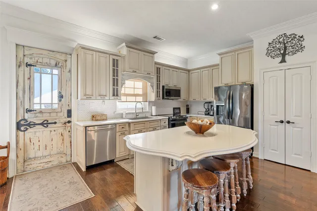 $950,000 | 161 Paradise Trail, Coldspring, TX 77331