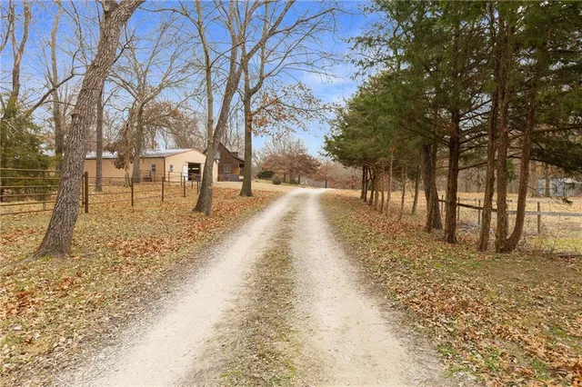$635,000 | 13263 Northeast County Road 23, Adrian, MO 64720