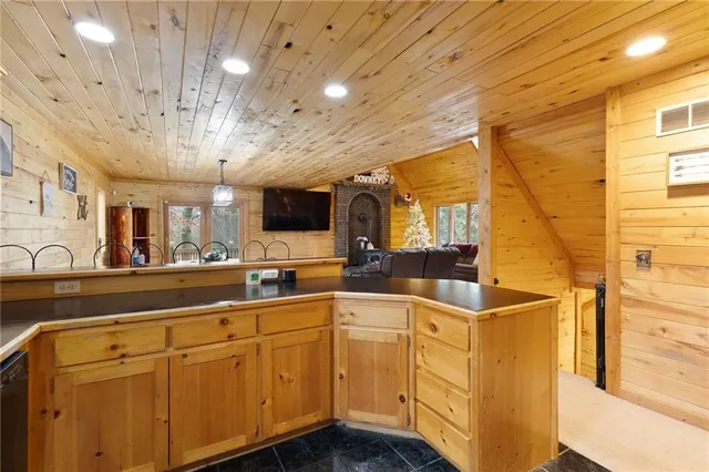 $635,000 | 13263 A Northeast County Road 23, Adrian, MO 64720