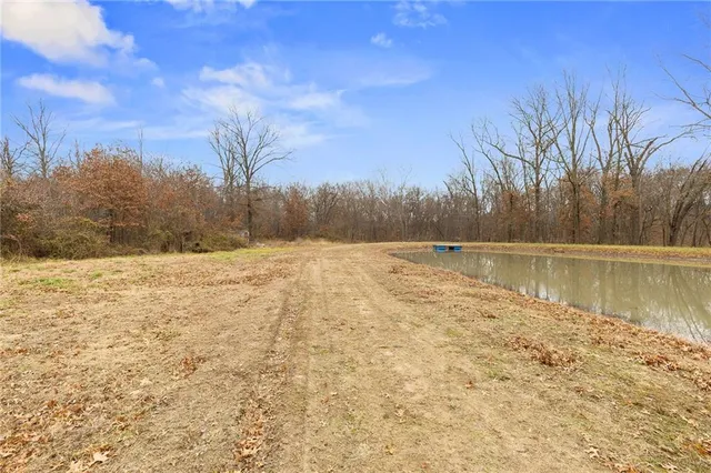 $635,000 | 13263 A Northeast County Road 23, Adrian, MO 64720