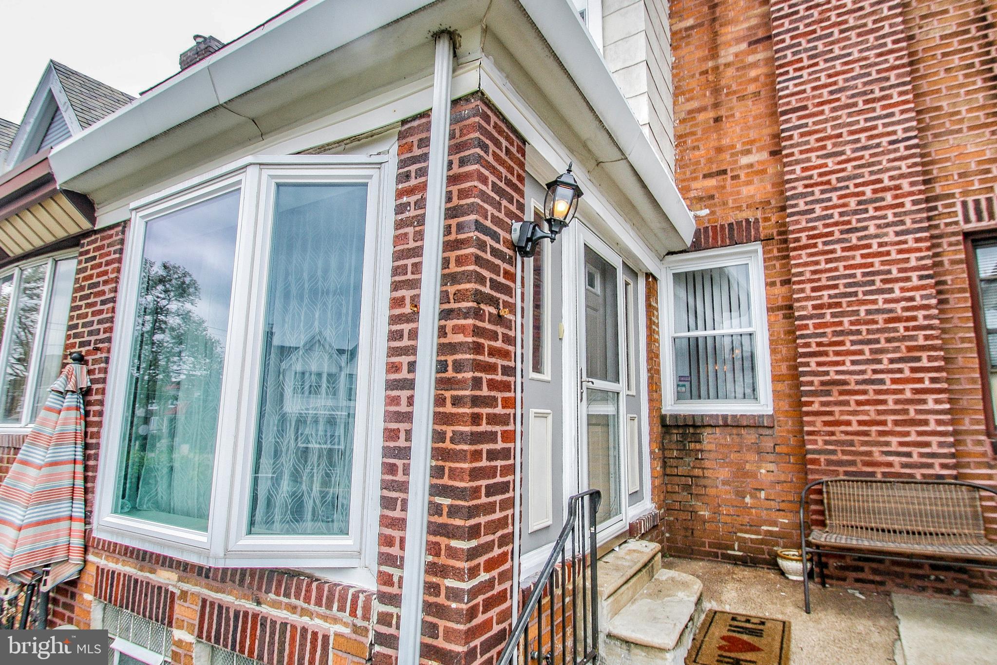 7337 Sommers Road Philadelphia, PA 19138 - Photo 4 of 30 Front Entrance
