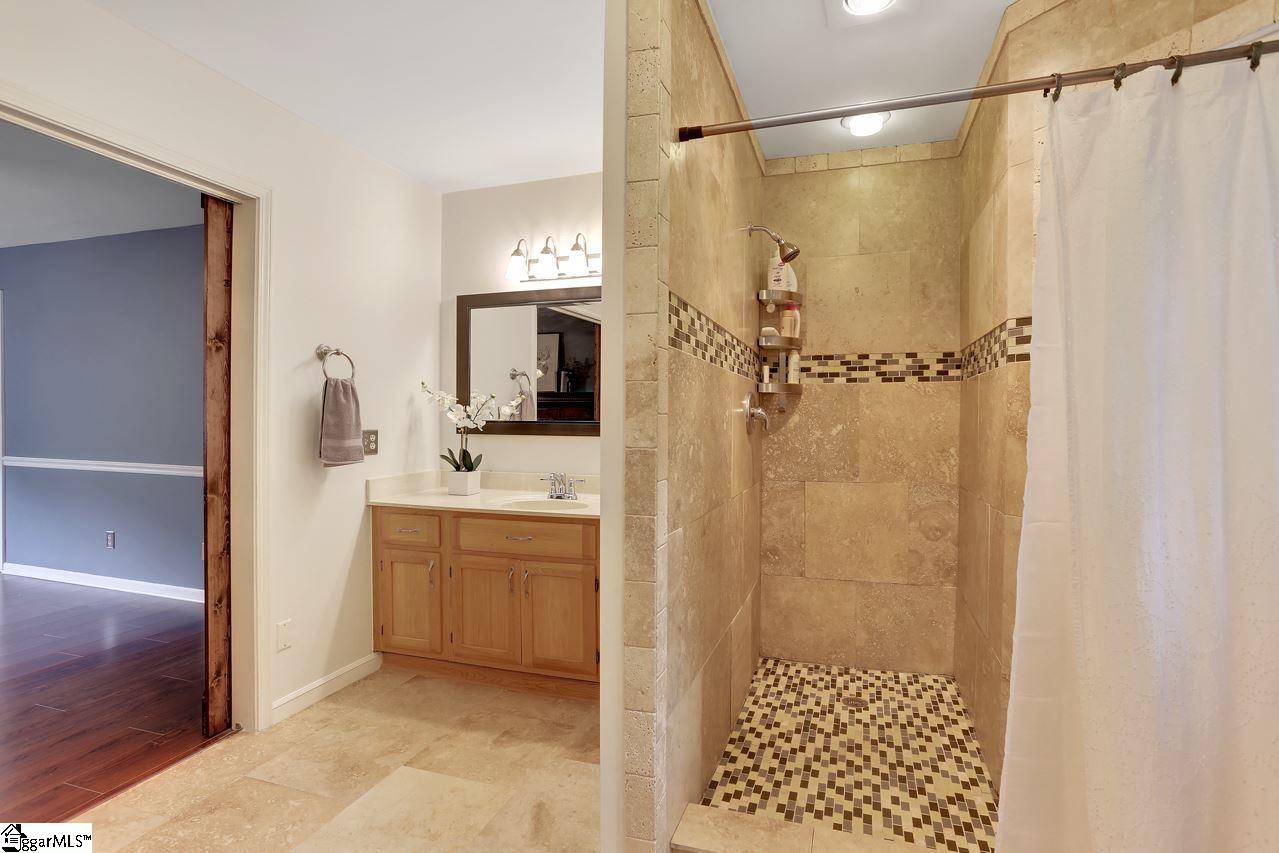 509 Foxhound Road Simpsonville, SC 29680 - Photo 26 of 36 Gallery Image 26
