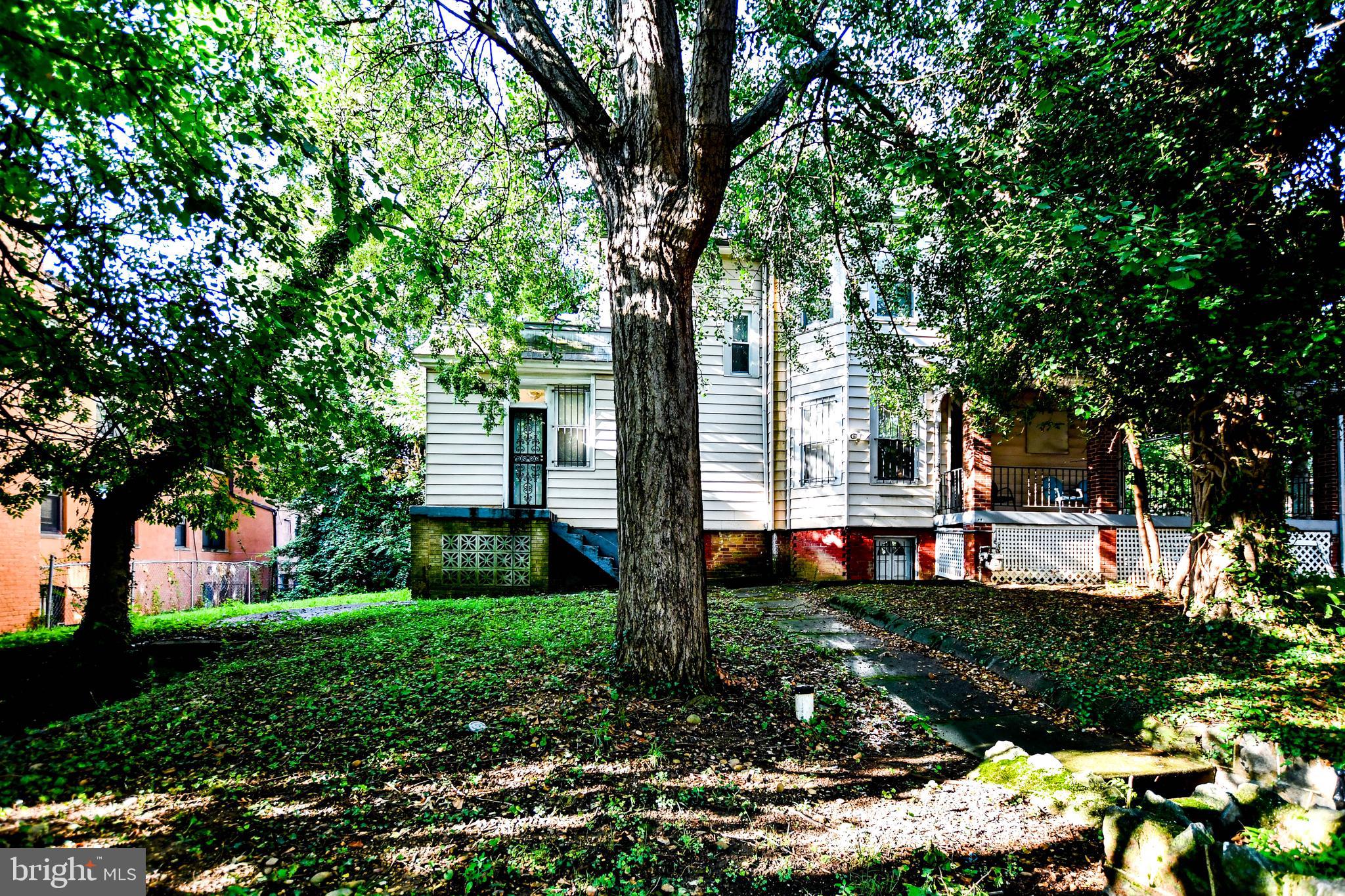 2549 11th Street Northwest Washington, DC 20001 - Photo 12 of 56