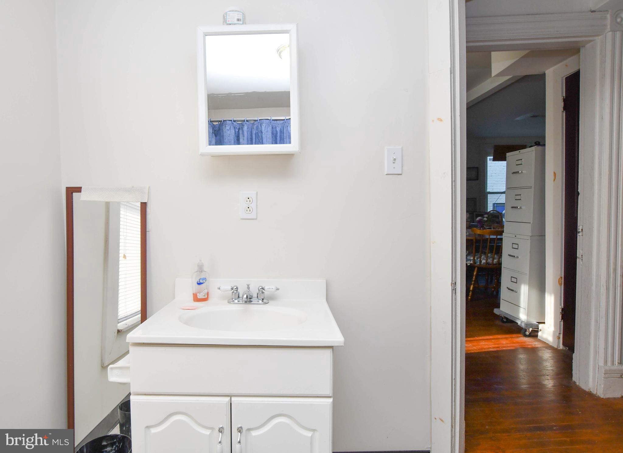 2549 11th Street Northwest Washington, DC 20001 - Photo 29 of 56