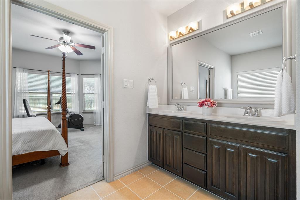 11004 Hawks Landing Road Fort Worth, TX 76052 - Photo 22 of 31