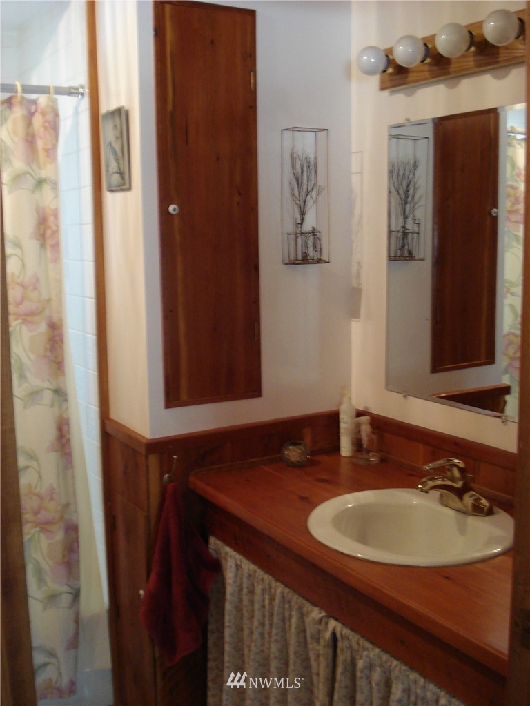 294 Barrett Creek Road Republic, WA 99166 - Photo 12 of 19