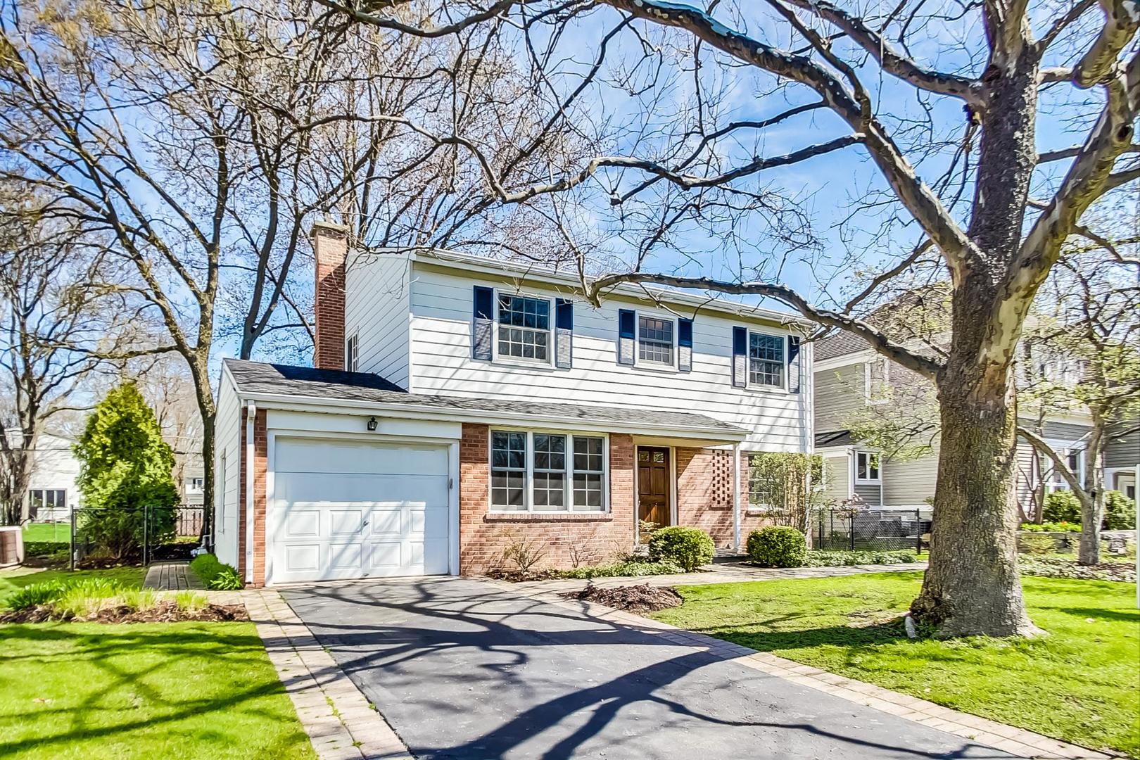 1857 Winnetka Road Northfield, IL 60093 - Photo 1 of 26