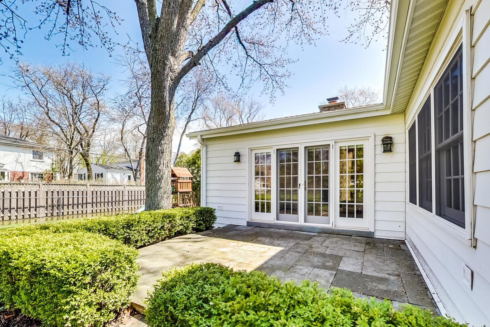 1857 Winnetka Road Northfield, IL 60093 - Photo 22 of 26