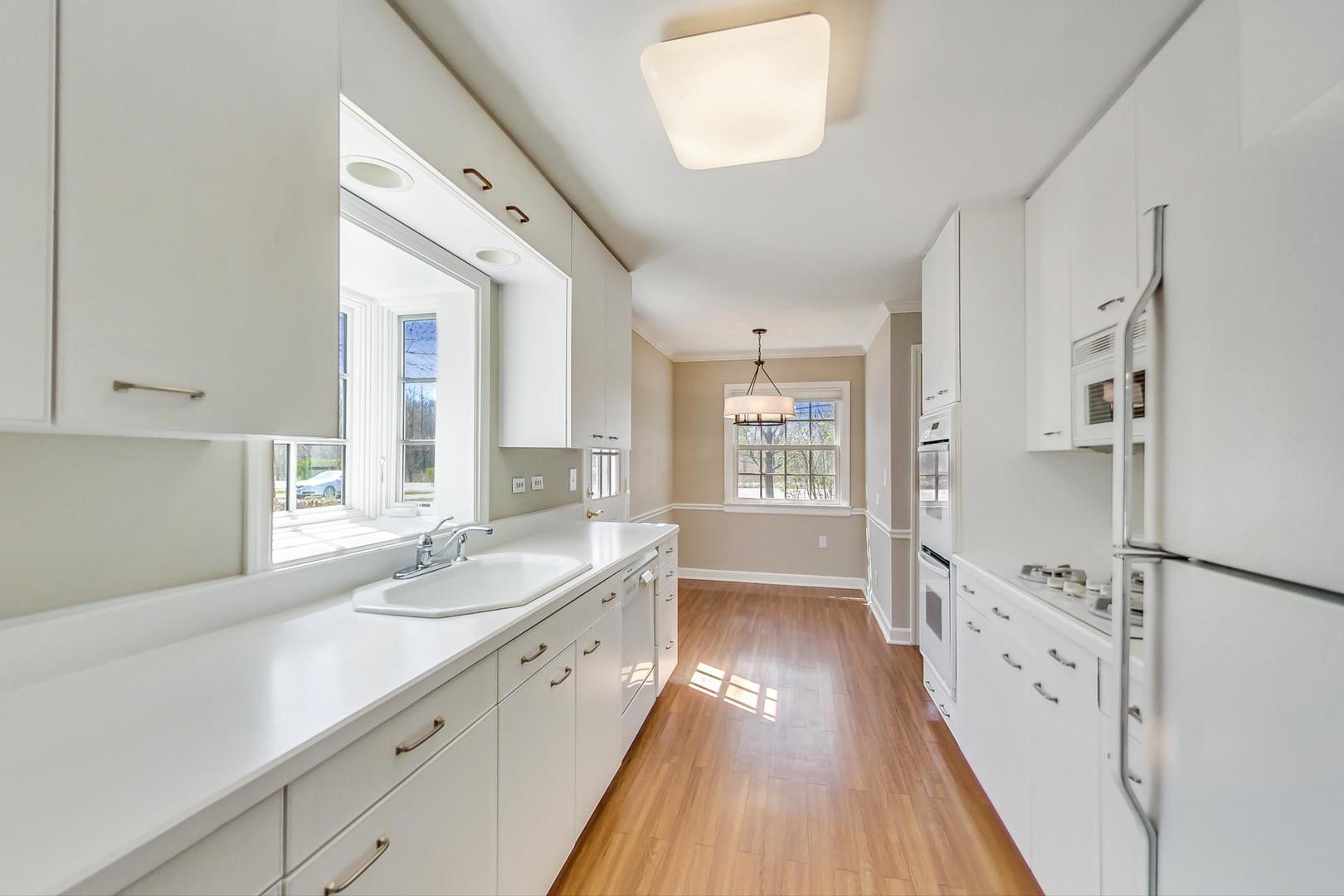 1857 Winnetka Road Northfield, IL 60093 - Photo 9 of 26