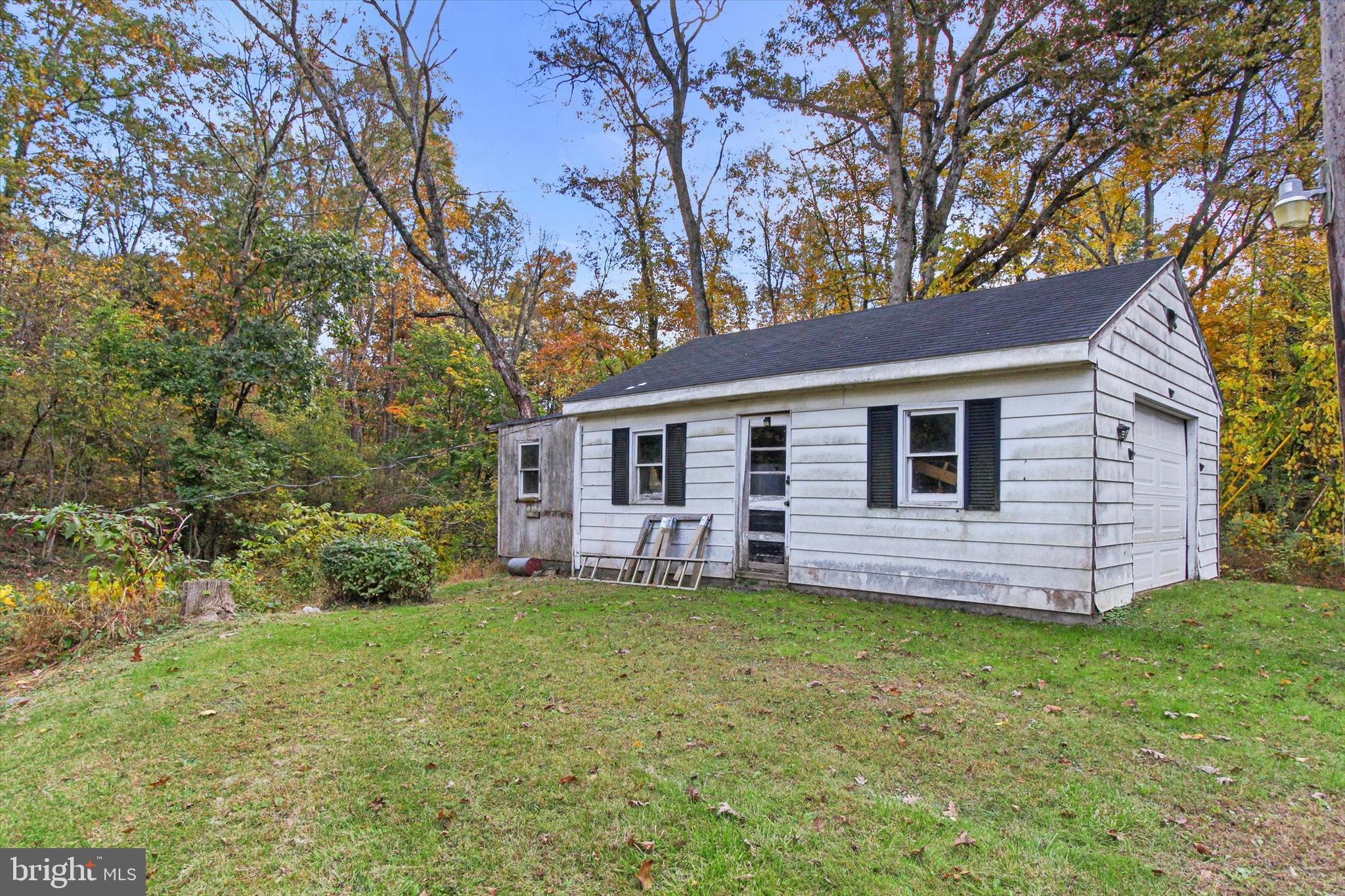 205 Bumble Bee Road Wellsville, PA 17365 - Photo 23 of 32 Gallery Image 23
