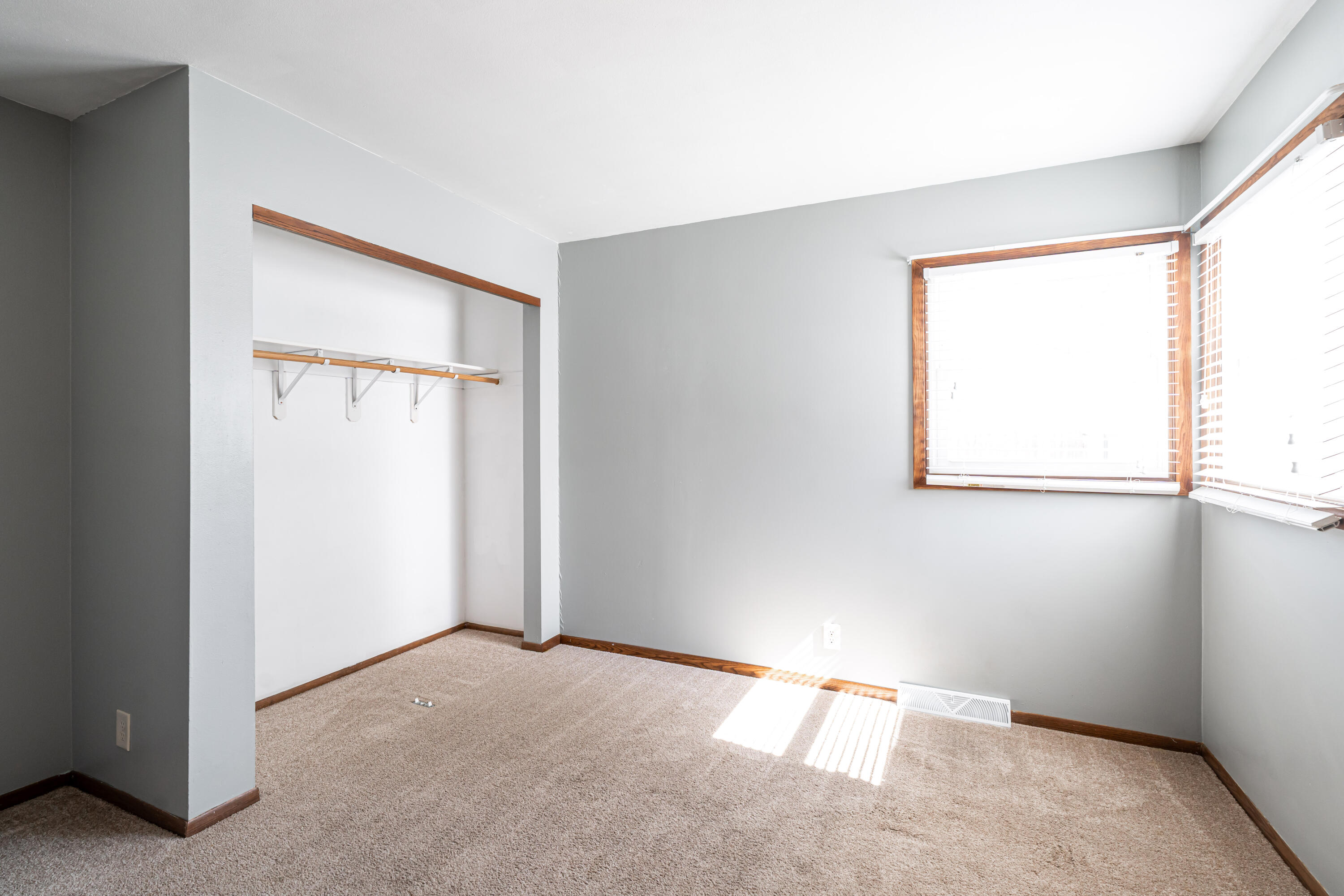 2143 Mac Arthur Road Waukesha, WI 53188 - Photo 14 of 30 DSC08333