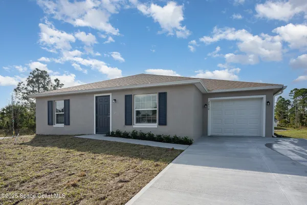 $1,900 | 2830 Felda Avenue, Palm Bay, FL 32909