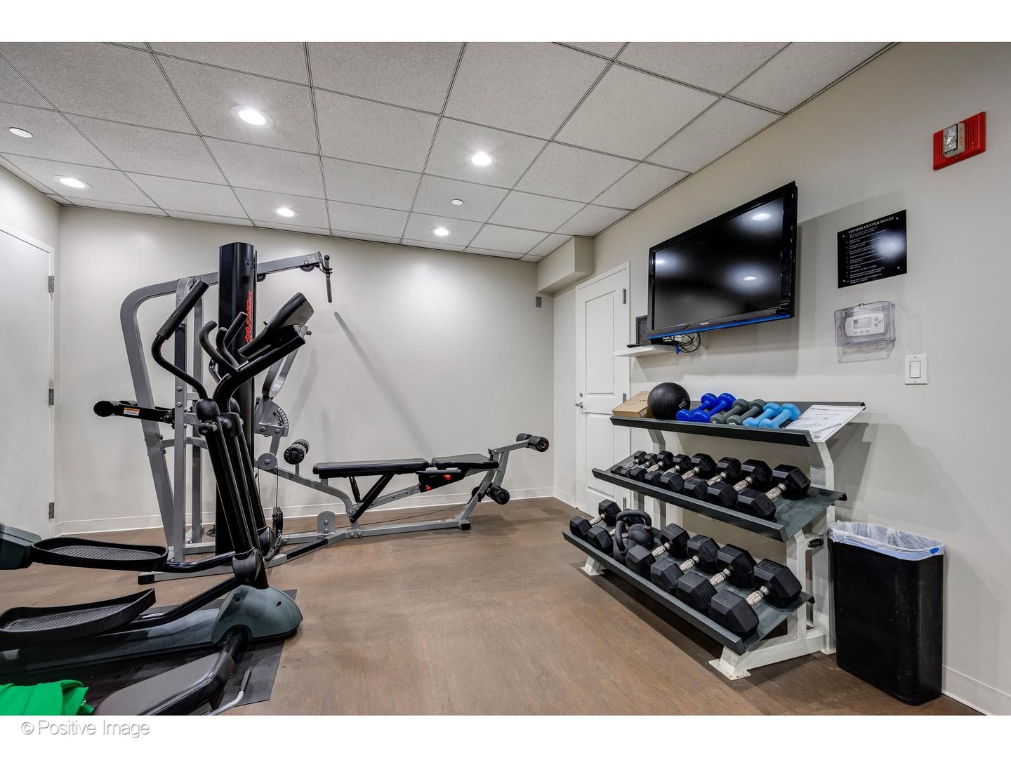 60 West Erie Street, Unit 601 Chicago, IL 60654 - Photo 31 of 33
