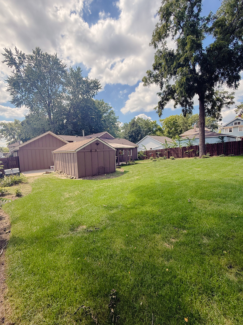 557 Hardin Avenue Aurora, IL 60506 - Photo 19 of 21