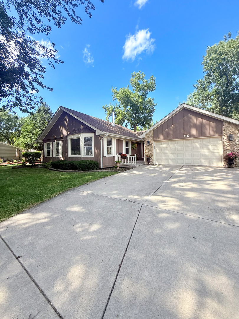 557 Hardin Avenue Aurora, IL 60506 - Photo 2 of 21