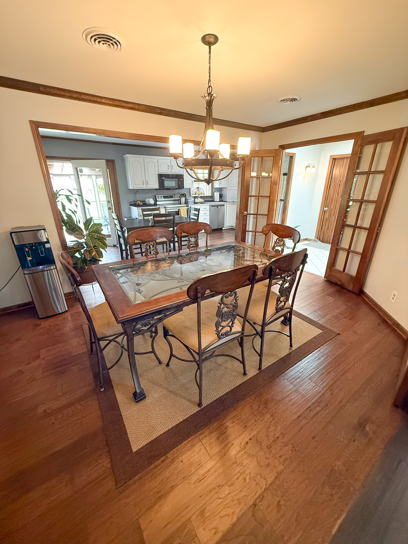 557 Hardin Avenue Aurora, IL 60506 - Photo 7 of 21