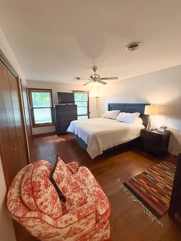 $3,000 | 557 Hardin Avenue, Aurora, IL 60506