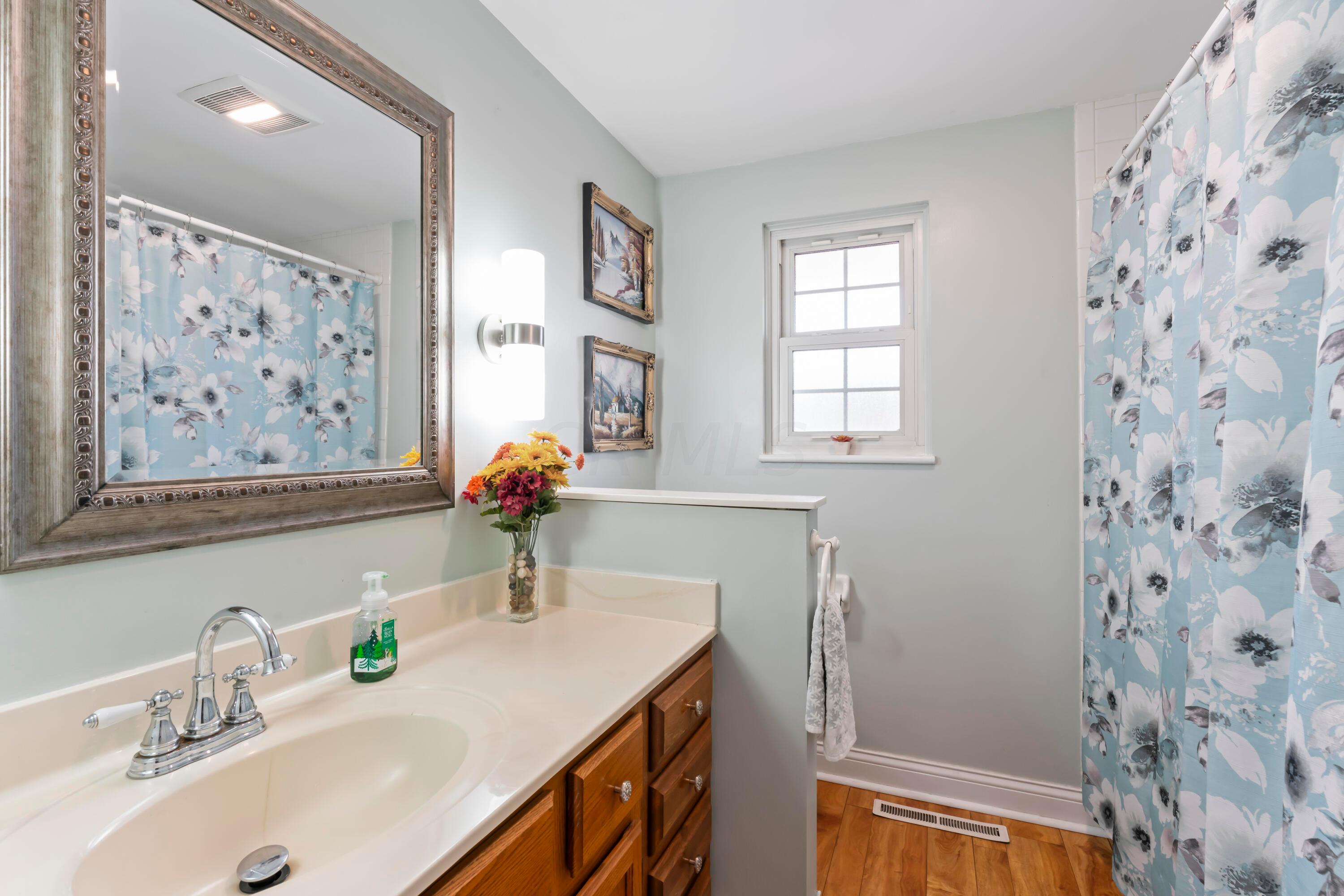 6931 Retton Road Reynoldsburg, OH 43068 - Photo 12 of 20 DSC04302