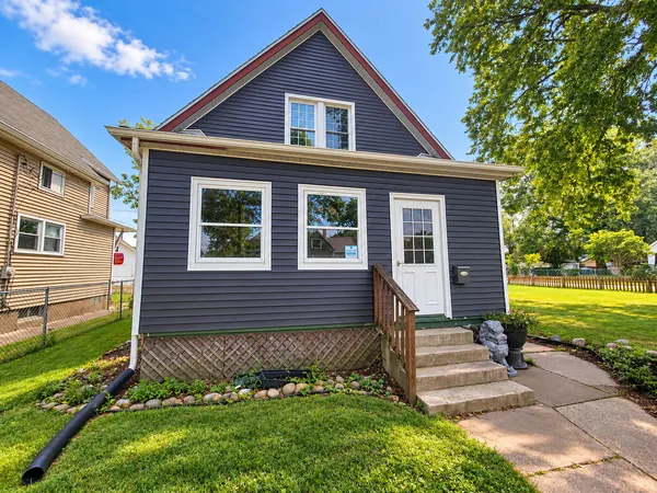 $135,000 | 2815 Boies Avenue, Davenport, IA 52802