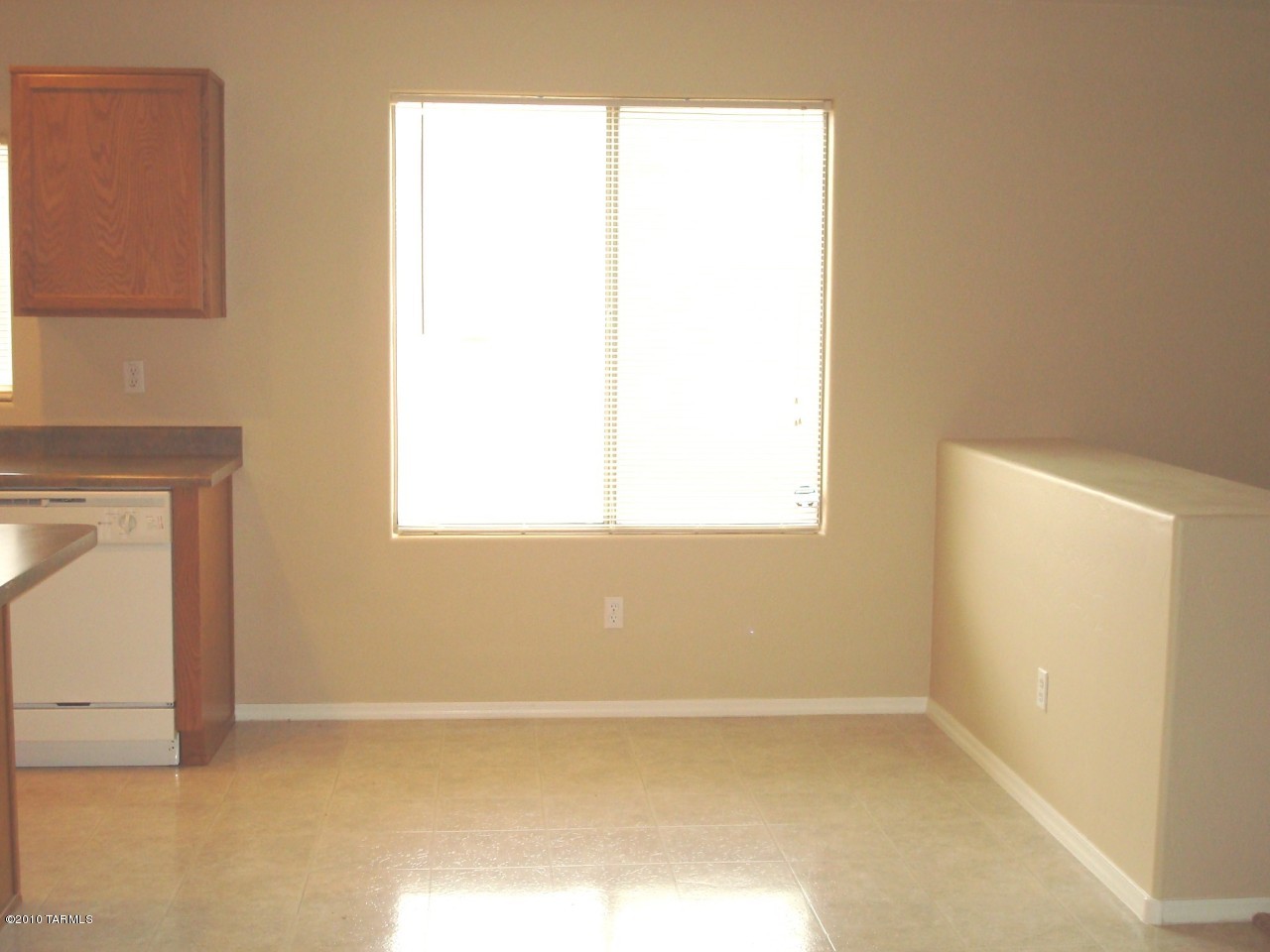 4565 South Valley Road Tucson, AZ 85714 - Photo 5 of 15