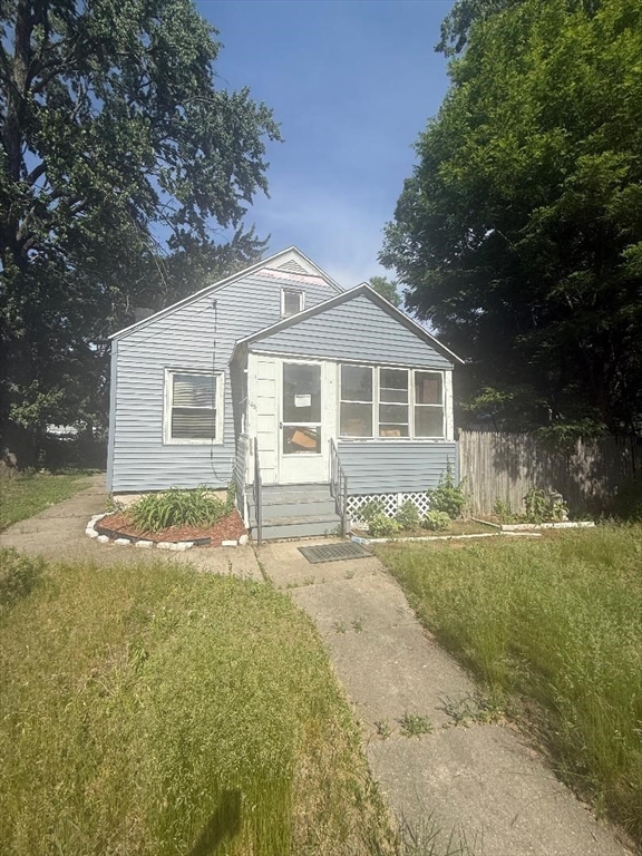 1481 Carew Street Springfield, MA 01104 - Photo 1 of 20