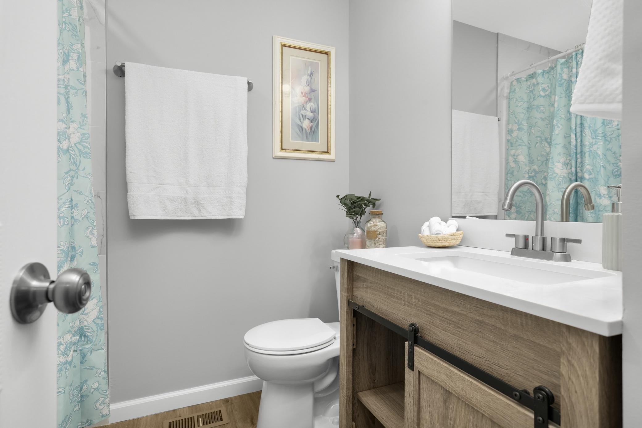 4533 Welcome Avenue North Crystal, MN 55422 - Photo 12 of 37