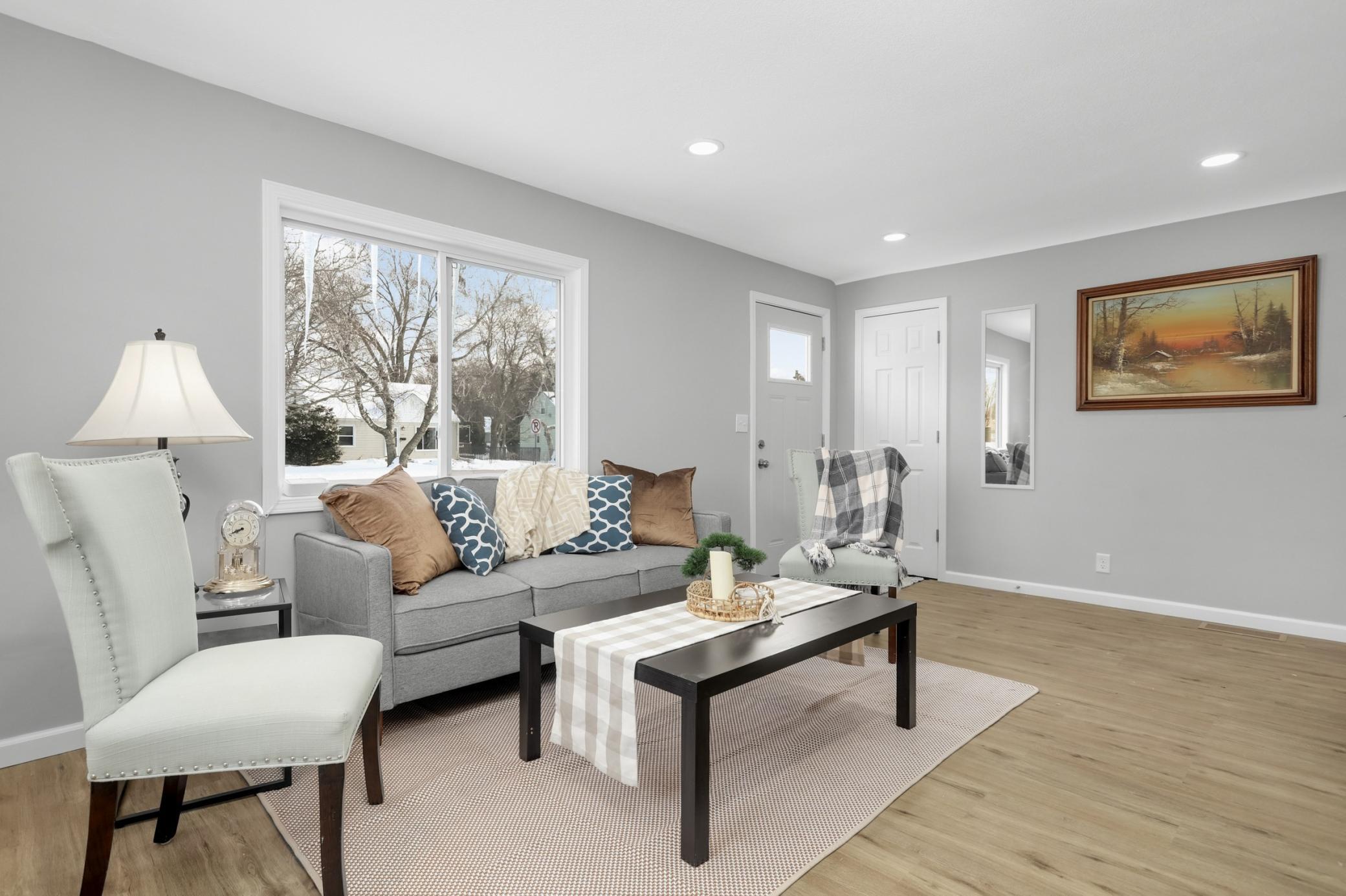 4533 Welcome Avenue North Crystal, MN 55422 - Photo 2 of 37