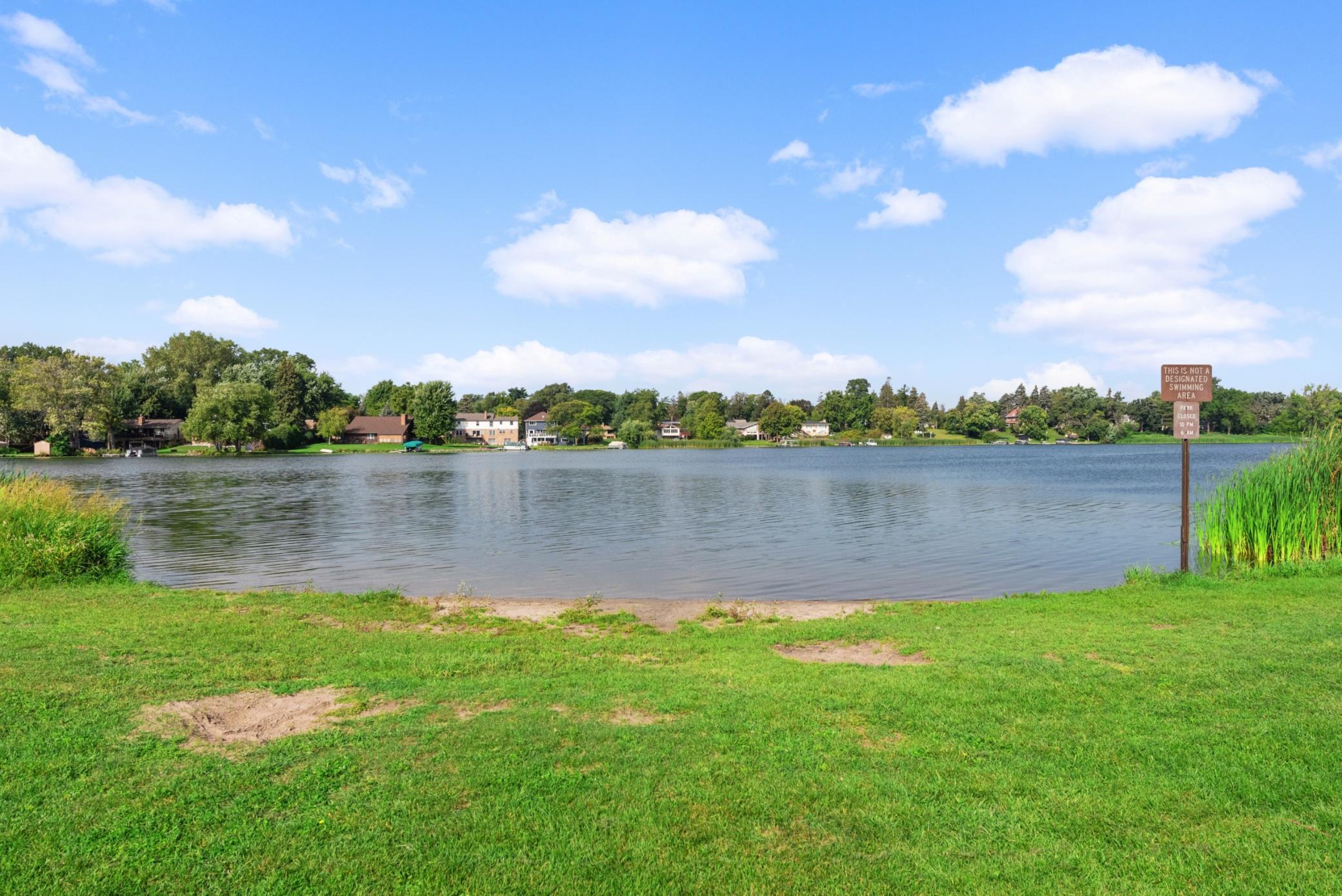 4533 Welcome Avenue North Crystal, MN 55422 - Photo 33 of 37