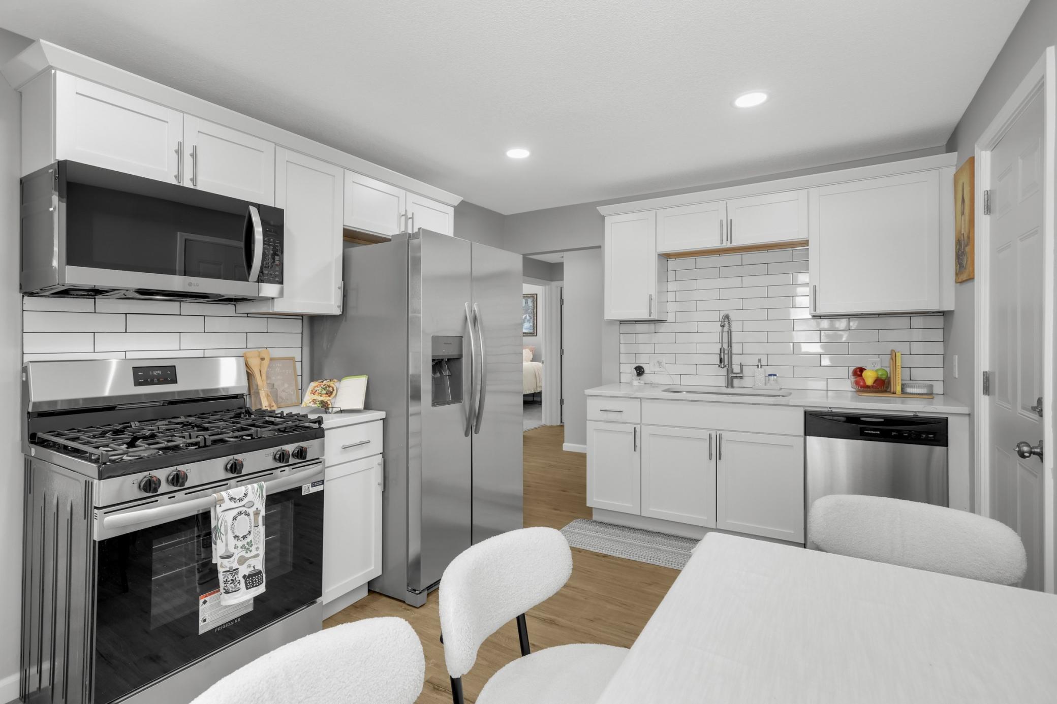 4533 Welcome Avenue North Crystal, MN 55422 - Photo 8 of 37