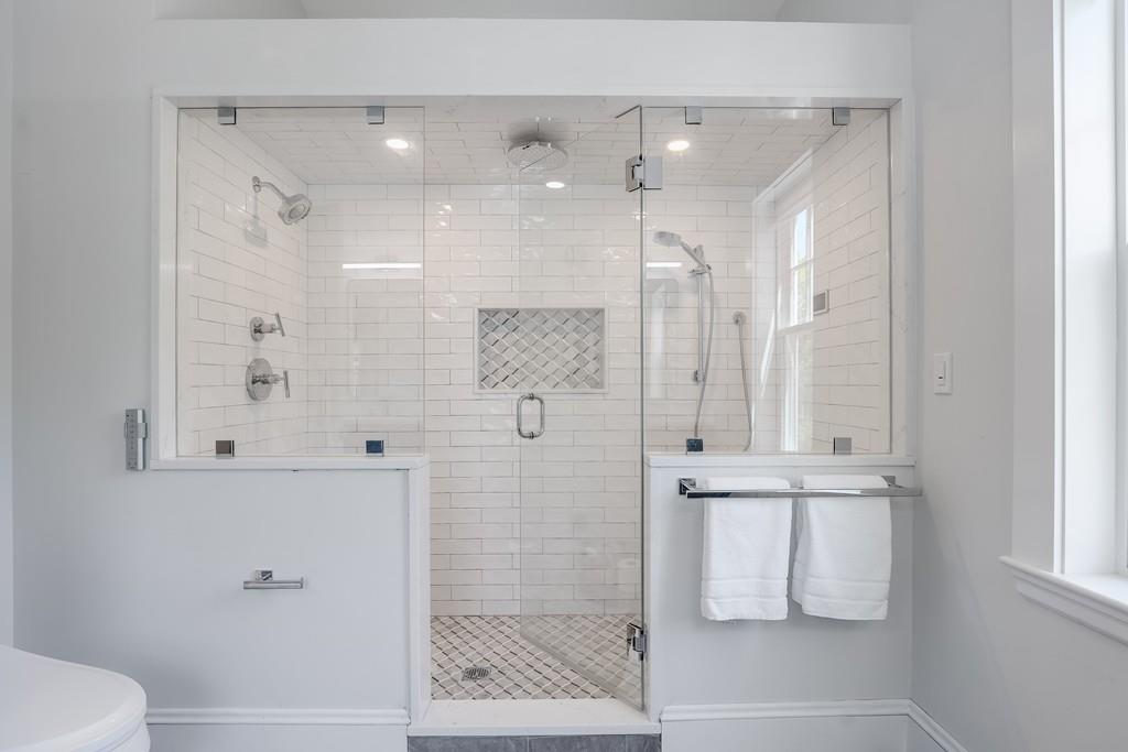 63 Bloomfield Street Lexington, MA 02421 - Photo 20 of 38 Gallery Image 20
