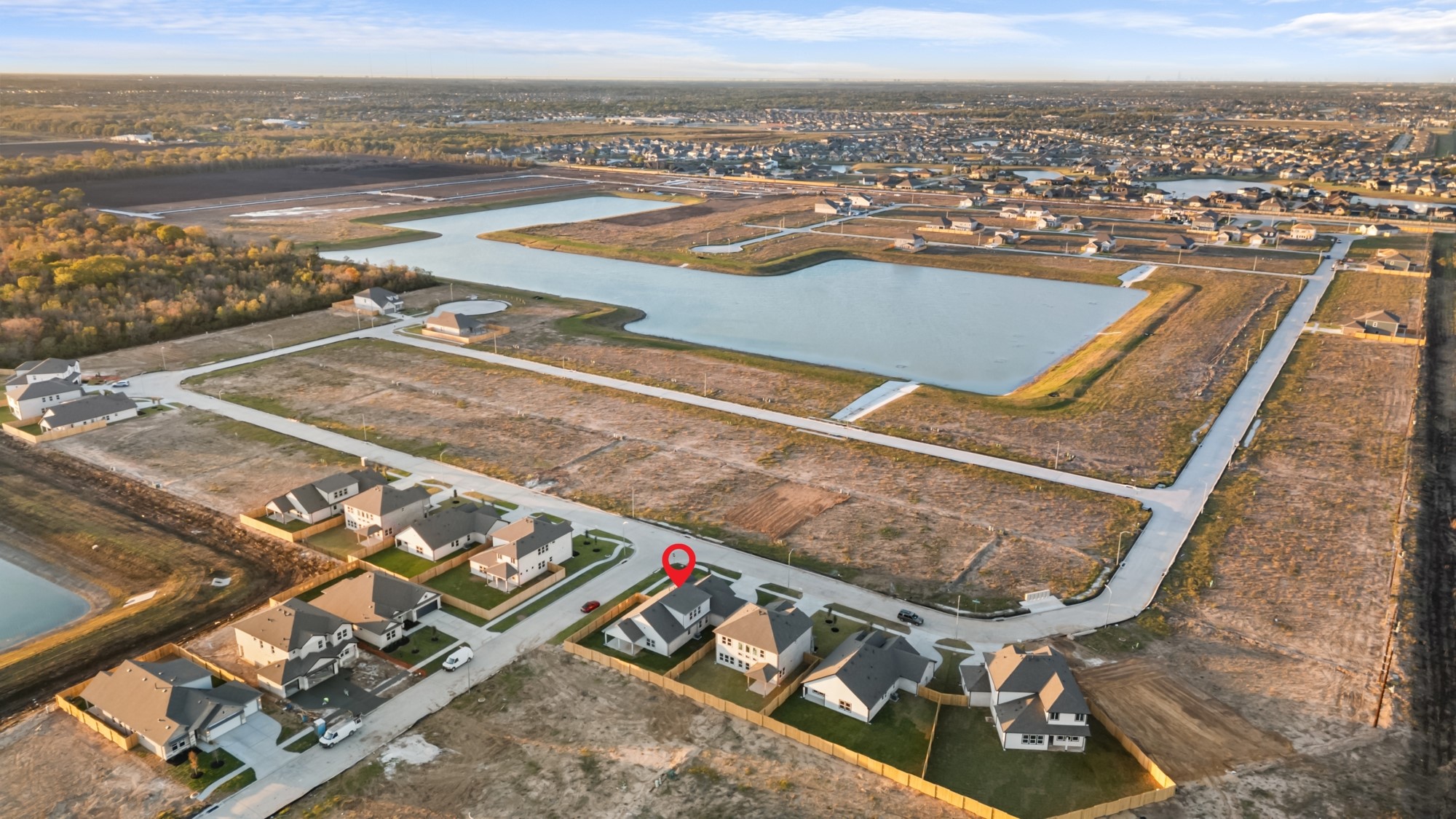 3518 Windmill Palm Manvel, TX 77578 - Photo 20 of 21 a view of an ocean and city view