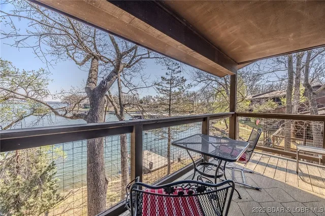$180,000 | 256 Lone Oak Point, Unit 15, Sunrise Beach, MO 65079
