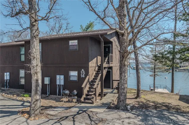 $180,000 | 256 Lone Oak Point, Unit 15, Sunrise Beach, MO 65079