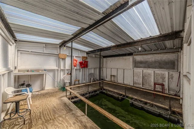 $180,000 | 256 Lone Oak Point, Unit 15, Sunrise Beach, MO 65079