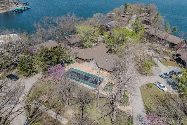 $180,000 | 256 Lone Oak Point, Unit 15, Sunrise Beach, MO 65079