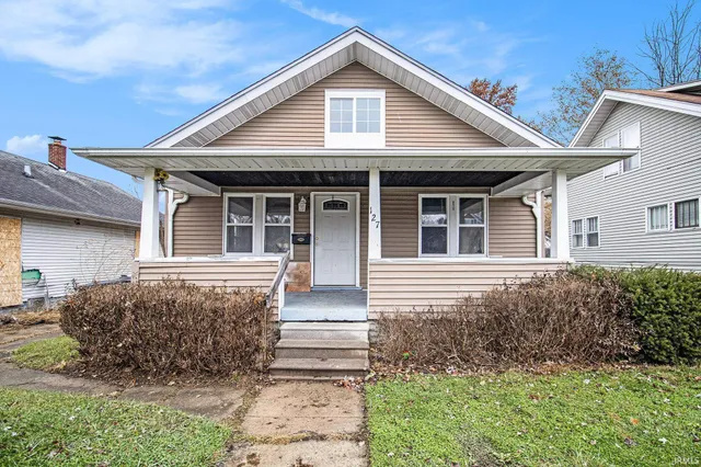 $165,000 | 127 East Oakside Street, South Bend, IN 46614