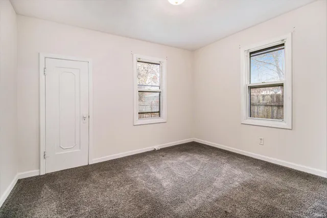 $165,000 | 127 East Oakside Street, South Bend, IN 46614