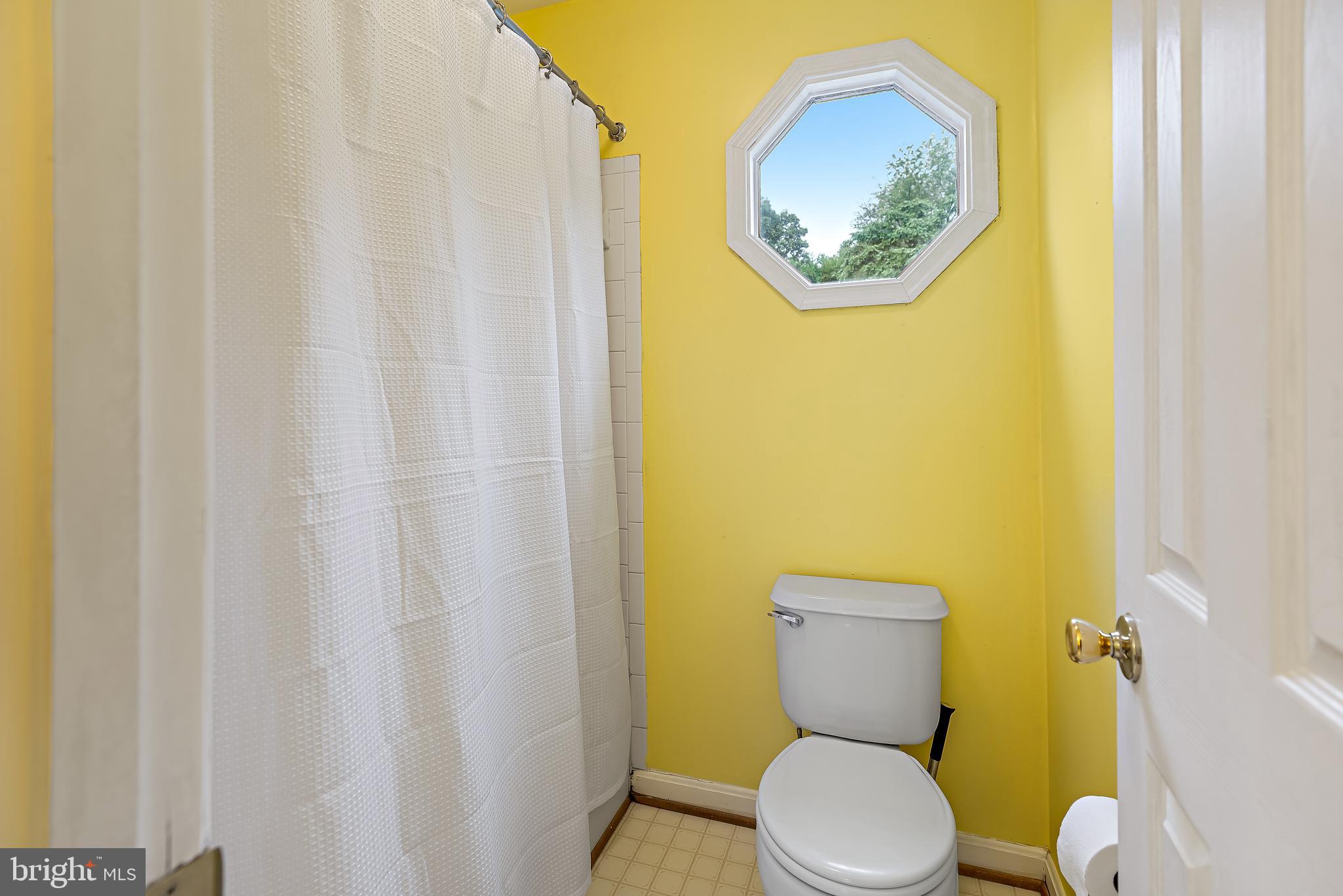 14792 Carriage Mill Road Woodbine, MD 21797 - Photo 25 of 96 Top Floor Full Bathroom #3