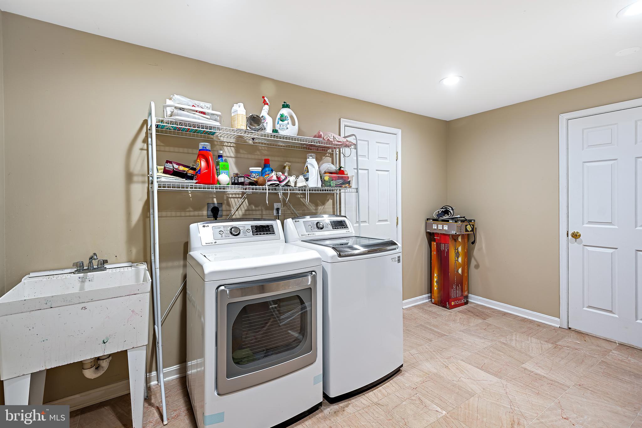 14792 Carriage Mill Road Woodbine, MD 21797 - Photo 71 of 96 Lower Level Laundry Room / Storage
