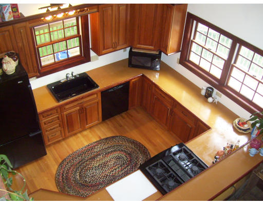 2 Watson Lane Rutland, MA 01543 - Photo 7 of 27