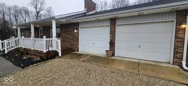 $242,000 | 3653 West County Road 200 North, New Castle, IN 47362