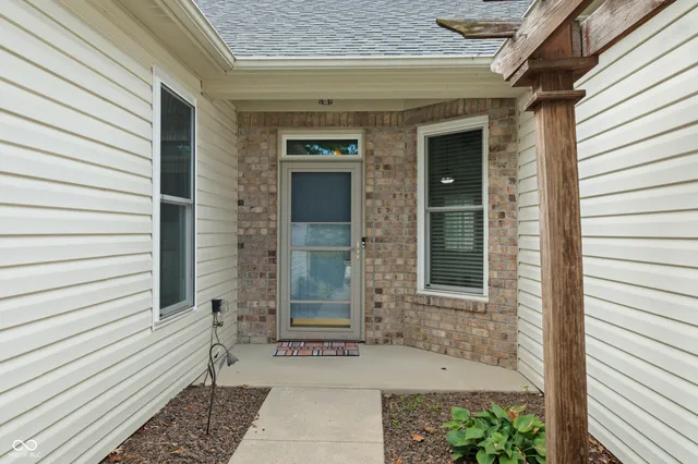 $310,995 | 1184 Turfway Drive, Avon, IN 46123